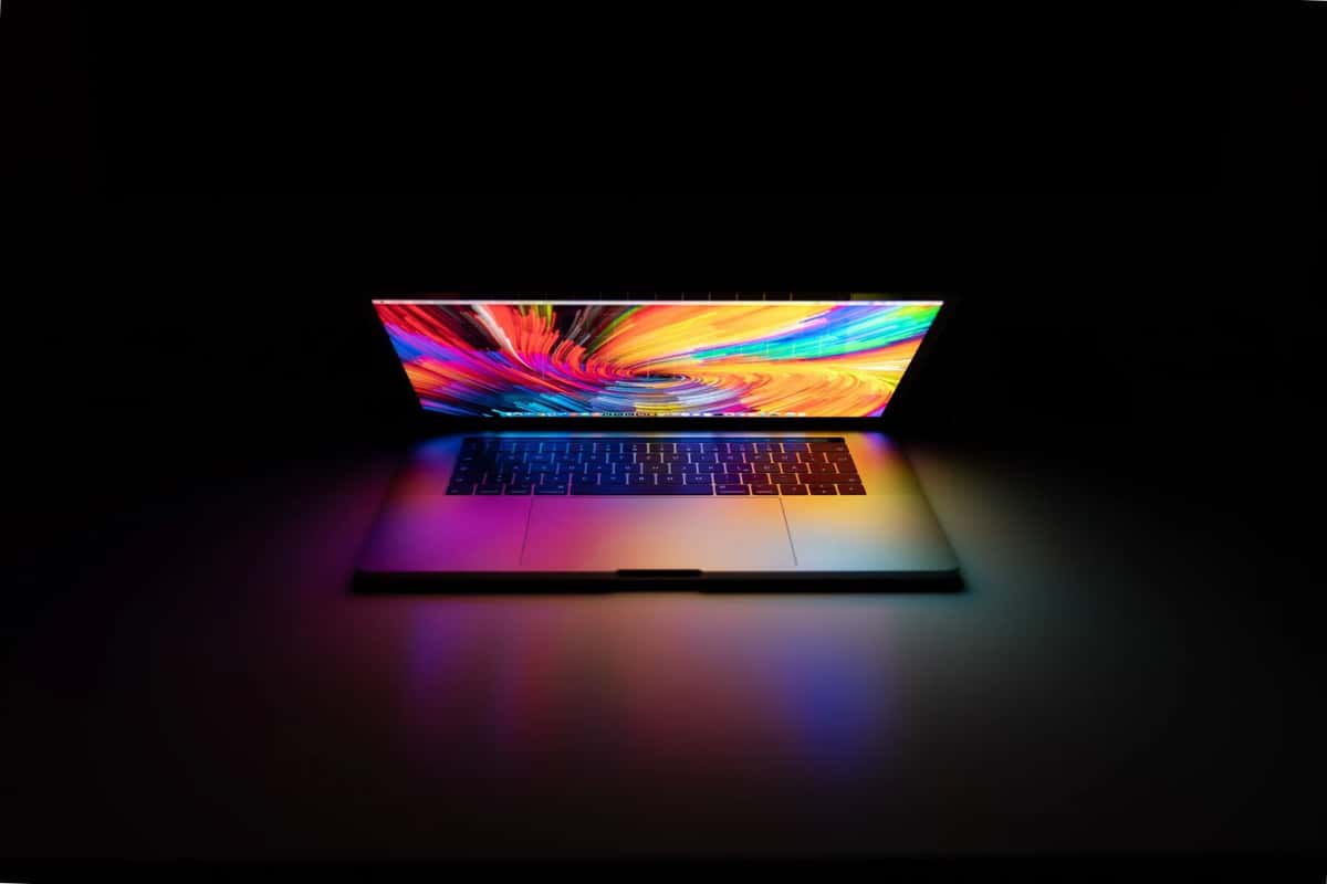A Laptop For Every Data Scientist: PCs Compared Across 5 Price Ranges