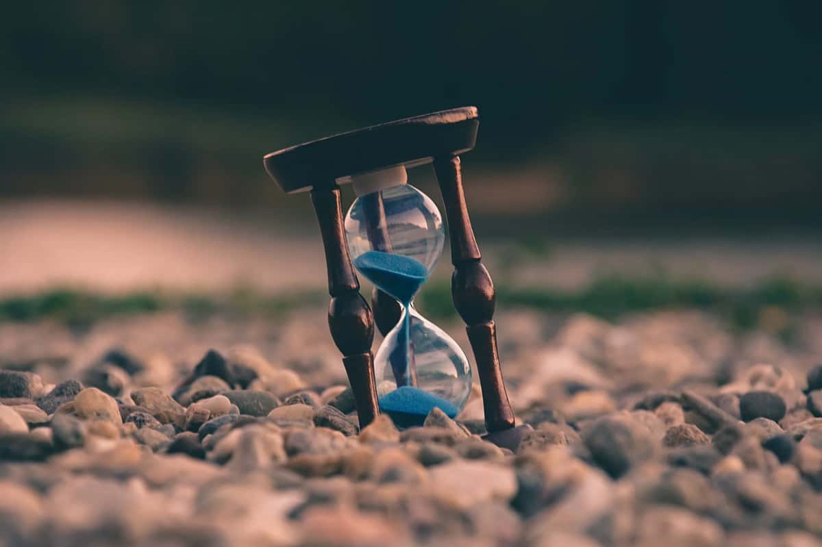 9 Essential Time-Series Forecasting Methods In Python