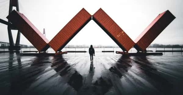 Why Containers Are Becoming Essential For AI Tasks