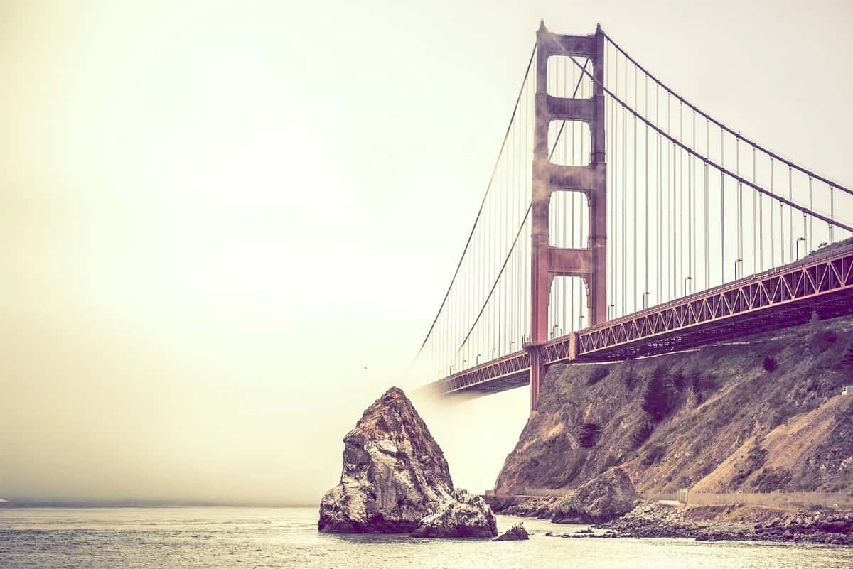 Deploying Big Data Technology for 360° Customer View